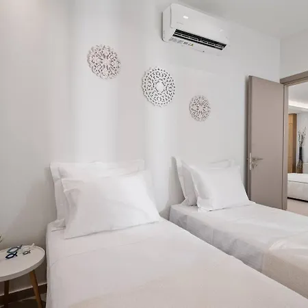 Renia Suite, Near The Sea Apartament *