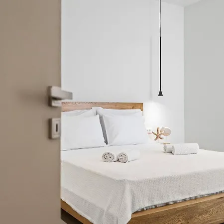 Renia Suite, Near The Sea Apartament *