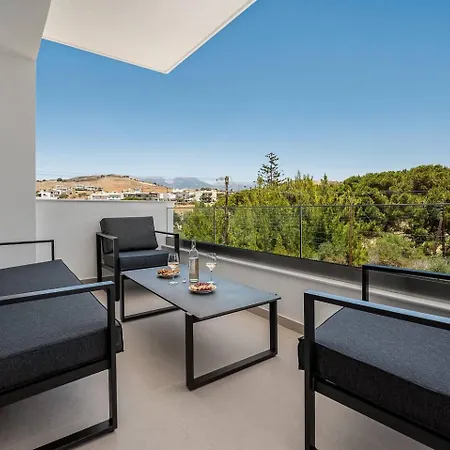 Renia Suite, Near The Sea * Kalamaki (Heraklion)